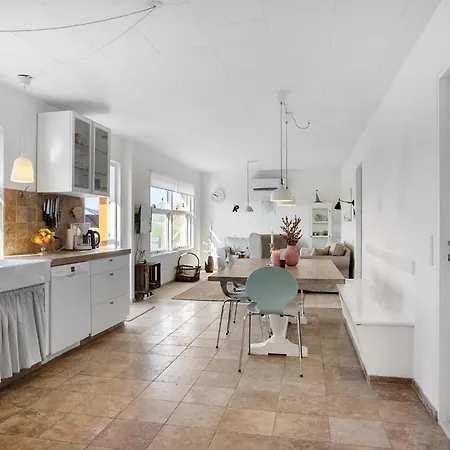 4 Bedroom Awesome In Frorup